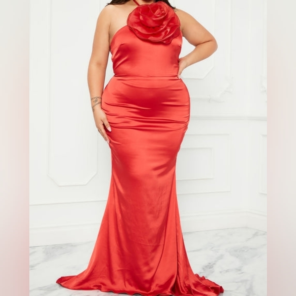 Fashion Nova Red Strapless Satin Gown with Rosette Accent Size 2x